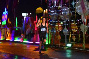 BIB: 40302
                            <button type="button" onclick="openModal(16376515)" class="btn btn-primary btn-sm float-right btn-popup" data-toggle="modal" data-target=".modal-high-quality">
                        <i class="fas fa-shopping-cart"></i> Add to Cart
                    </button>
                                            <button type="button" onclick="isThisMe(16376515, true)" class="btn btn-success btn-sm float-right btn-popup btn-isme hidden" data-toggle="tooltip" data-placement="bottom" title="นี่คือรูปของคุณใช่ไหม คลิกที่นี่เพื่อเอาเข้าอัลบั้ม">
                        <i class="fas fa-plus"></i> Add to album
                    </button>
                    <button type="button" onclick="isThisMe(16376515, false)" class="btn btn-warning btn-sm float-right btn-popup btn-isnotme hidden">
                        <i class="fas fa-ban"></i> Remove from album
                    </button>