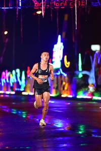 BIB: 0954
                            <button type="button" onclick="openModal(16404579)" class="btn btn-primary btn-sm float-right btn-popup" data-toggle="modal" data-target=".modal-high-quality">
                        <i class="fas fa-shopping-cart"></i> Add to Cart
                    </button>
                                            <button type="button" onclick="isThisMe(16404579, true)" class="btn btn-success btn-sm float-right btn-popup btn-isme hidden" data-toggle="tooltip" data-placement="bottom" title="นี่คือรูปของคุณใช่ไหม คลิกที่นี่เพื่อเอาเข้าอัลบั้ม">
                        <i class="fas fa-plus"></i> Add to album
                    </button>
                    <button type="button" onclick="isThisMe(16404579, false)" class="btn btn-warning btn-sm float-right btn-popup btn-isnotme hidden">
                        <i class="fas fa-ban"></i> Remove from album
                    </button>