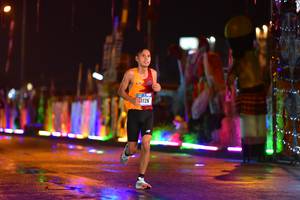 BIB: 1126
                            <button type="button" onclick="openModal(16413160)" class="btn btn-primary btn-sm float-right btn-popup" data-toggle="modal" data-target=".modal-high-quality">
                        <i class="fas fa-shopping-cart"></i> Add to Cart
                    </button>
                                            <button type="button" onclick="isThisMe(16413160, true)" class="btn btn-success btn-sm float-right btn-popup btn-isme hidden" data-toggle="tooltip" data-placement="bottom" title="นี่คือรูปของคุณใช่ไหม คลิกที่นี่เพื่อเอาเข้าอัลบั้ม">
                        <i class="fas fa-plus"></i> Add to album
                    </button>
                    <button type="button" onclick="isThisMe(16413160, false)" class="btn btn-warning btn-sm float-right btn-popup btn-isnotme hidden">
                        <i class="fas fa-ban"></i> Remove from album
                    </button>