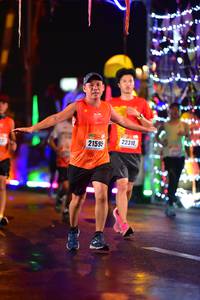 BIB: 22310, 21595
                            <button type="button" onclick="openModal(16570985)" class="btn btn-primary btn-sm float-right btn-popup" data-toggle="modal" data-target=".modal-high-quality">
                        <i class="fas fa-shopping-cart"></i> Add to Cart
                    </button>
                                            <button type="button" onclick="isThisMe(16570985, true)" class="btn btn-success btn-sm float-right btn-popup btn-isme hidden" data-toggle="tooltip" data-placement="bottom" title="นี่คือรูปของคุณใช่ไหม คลิกที่นี่เพื่อเอาเข้าอัลบั้ม">
                        <i class="fas fa-plus"></i> Add to album
                    </button>
                    <button type="button" onclick="isThisMe(16570985, false)" class="btn btn-warning btn-sm float-right btn-popup btn-isnotme hidden">
                        <i class="fas fa-ban"></i> Remove from album
                    </button>