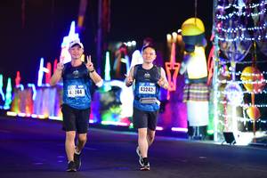 BIB: 43242, 244
                            <button type="button" onclick="openModal(16726323)" class="btn btn-primary btn-sm float-right btn-popup" data-toggle="modal" data-target=".modal-high-quality">
                        <i class="fas fa-shopping-cart"></i> Add to Cart
                    </button>
                                            <button type="button" onclick="isThisMe(16726323, true)" class="btn btn-success btn-sm float-right btn-popup btn-isme hidden" data-toggle="tooltip" data-placement="bottom" title="นี่คือรูปของคุณใช่ไหม คลิกที่นี่เพื่อเอาเข้าอัลบั้ม">
                        <i class="fas fa-plus"></i> Add to album
                    </button>
                    <button type="button" onclick="isThisMe(16726323, false)" class="btn btn-warning btn-sm float-right btn-popup btn-isnotme hidden">
                        <i class="fas fa-ban"></i> Remove from album
                    </button>