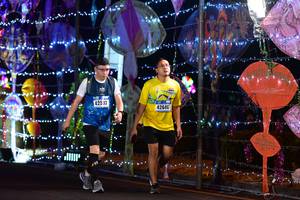 BIB: 425, 42646
                            <button type="button" onclick="openModal(16714004)" class="btn btn-primary btn-sm float-right btn-popup" data-toggle="modal" data-target=".modal-high-quality">
                        <i class="fas fa-shopping-cart"></i> Add to Cart
                    </button>
                                            <button type="button" onclick="isThisMe(16714004, true)" class="btn btn-success btn-sm float-right btn-popup btn-isme hidden" data-toggle="tooltip" data-placement="bottom" title="นี่คือรูปของคุณใช่ไหม คลิกที่นี่เพื่อเอาเข้าอัลบั้ม">
                        <i class="fas fa-plus"></i> Add to album
                    </button>
                    <button type="button" onclick="isThisMe(16714004, false)" class="btn btn-warning btn-sm float-right btn-popup btn-isnotme hidden">
                        <i class="fas fa-ban"></i> Remove from album
                    </button>