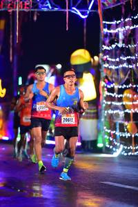 BIB: 2050, 20612, 
                            <button type="button" onclick="openModal(16531586)" class="btn btn-primary btn-sm float-right btn-popup" data-toggle="modal" data-target=".modal-high-quality">
                        <i class="fas fa-shopping-cart"></i> Add to Cart
                    </button>
                                            <button type="button" onclick="isThisMe(16531586, true)" class="btn btn-success btn-sm float-right btn-popup btn-isme hidden" data-toggle="tooltip" data-placement="bottom" title="นี่คือรูปของคุณใช่ไหม คลิกที่นี่เพื่อเอาเข้าอัลบั้ม">
                        <i class="fas fa-plus"></i> Add to album
                    </button>
                    <button type="button" onclick="isThisMe(16531586, false)" class="btn btn-warning btn-sm float-right btn-popup btn-isnotme hidden">
                        <i class="fas fa-ban"></i> Remove from album
                    </button>