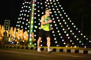 BIB: 428
                            <button type="button" onclick="openModal(16418803)" class="btn btn-primary btn-sm float-right btn-popup" data-toggle="modal" data-target=".modal-high-quality">
                        <i class="fas fa-shopping-cart"></i> Add to Cart
                    </button>
                                            <button type="button" onclick="isThisMe(16418803, true)" class="btn btn-success btn-sm float-right btn-popup btn-isme hidden" data-toggle="tooltip" data-placement="bottom" title="นี่คือรูปของคุณใช่ไหม คลิกที่นี่เพื่อเอาเข้าอัลบั้ม">
                        <i class="fas fa-plus"></i> Add to album
                    </button>
                    <button type="button" onclick="isThisMe(16418803, false)" class="btn btn-warning btn-sm float-right btn-popup btn-isnotme hidden">
                        <i class="fas fa-ban"></i> Remove from album
                    </button>