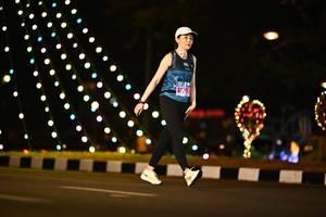 BIB: 405
                            <button type="button" onclick="openModal(16424622)" class="btn btn-primary btn-sm float-right btn-popup" data-toggle="modal" data-target=".modal-high-quality">
                        <i class="fas fa-shopping-cart"></i> Add to Cart
                    </button>
                                            <button type="button" onclick="isThisMe(16424622, true)" class="btn btn-success btn-sm float-right btn-popup btn-isme hidden" data-toggle="tooltip" data-placement="bottom" title="นี่คือรูปของคุณใช่ไหม คลิกที่นี่เพื่อเอาเข้าอัลบั้ม">
                        <i class="fas fa-plus"></i> Add to album
                    </button>
                    <button type="button" onclick="isThisMe(16424622, false)" class="btn btn-warning btn-sm float-right btn-popup btn-isnotme hidden">
                        <i class="fas fa-ban"></i> Remove from album
                    </button>