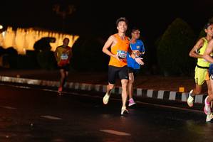 BIB: 4002
                            <button type="button" onclick="openModal(16193477)" class="btn btn-primary btn-sm float-right btn-popup" data-toggle="modal" data-target=".modal-high-quality">
                        <i class="fas fa-shopping-cart"></i> Add to Cart
                    </button>
                                            <button type="button" onclick="isThisMe(16193477, true)" class="btn btn-success btn-sm float-right btn-popup btn-isme hidden" data-toggle="tooltip" data-placement="bottom" title="นี่คือรูปของคุณใช่ไหม คลิกที่นี่เพื่อเอาเข้าอัลบั้ม">
                        <i class="fas fa-plus"></i> Add to album
                    </button>
                    <button type="button" onclick="isThisMe(16193477, false)" class="btn btn-warning btn-sm float-right btn-popup btn-isnotme hidden">
                        <i class="fas fa-ban"></i> Remove from album
                    </button>