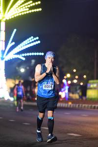 BIB: 41304
                            <button type="button" onclick="openModal(17539580)" class="btn btn-primary btn-sm float-right btn-popup" data-toggle="modal" data-target=".modal-high-quality">
                        <i class="fas fa-shopping-cart"></i> Add to Cart
                    </button>
                                            <button type="button" onclick="isThisMe(17539580, true)" class="btn btn-success btn-sm float-right btn-popup btn-isme hidden" data-toggle="tooltip" data-placement="bottom" title="นี่คือรูปของคุณใช่ไหม คลิกที่นี่เพื่อเอาเข้าอัลบั้ม">
                        <i class="fas fa-plus"></i> Add to album
                    </button>
                    <button type="button" onclick="isThisMe(17539580, false)" class="btn btn-warning btn-sm float-right btn-popup btn-isnotme hidden">
                        <i class="fas fa-ban"></i> Remove from album
                    </button>