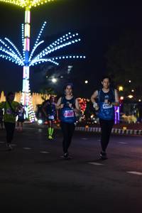 BIB: 4250, 4577
                            <button type="button" onclick="openModal(17555433)" class="btn btn-primary btn-sm float-right btn-popup" data-toggle="modal" data-target=".modal-high-quality">
                        <i class="fas fa-shopping-cart"></i> Add to Cart
                    </button>
                                            <button type="button" onclick="isThisMe(17555433, true)" class="btn btn-success btn-sm float-right btn-popup btn-isme hidden" data-toggle="tooltip" data-placement="bottom" title="นี่คือรูปของคุณใช่ไหม คลิกที่นี่เพื่อเอาเข้าอัลบั้ม">
                        <i class="fas fa-plus"></i> Add to album
                    </button>
                    <button type="button" onclick="isThisMe(17555433, false)" class="btn btn-warning btn-sm float-right btn-popup btn-isnotme hidden">
                        <i class="fas fa-ban"></i> Remove from album
                    </button>