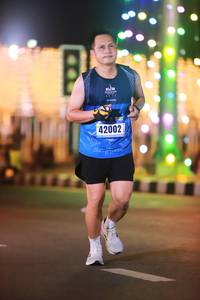 BIB: 42002
                            <button type="button" onclick="openModal(16289689)" class="btn btn-primary btn-sm float-right btn-popup" data-toggle="modal" data-target=".modal-high-quality">
                        <i class="fas fa-shopping-cart"></i> Add to Cart
                    </button>
                                            <button type="button" onclick="isThisMe(16289689, true)" class="btn btn-success btn-sm float-right btn-popup btn-isme hidden" data-toggle="tooltip" data-placement="bottom" title="นี่คือรูปของคุณใช่ไหม คลิกที่นี่เพื่อเอาเข้าอัลบั้ม">
                        <i class="fas fa-plus"></i> Add to album
                    </button>
                    <button type="button" onclick="isThisMe(16289689, false)" class="btn btn-warning btn-sm float-right btn-popup btn-isnotme hidden">
                        <i class="fas fa-ban"></i> Remove from album
                    </button>