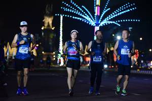 BIB: 41749, 41798, 44529, 40210
                            <button type="button" onclick="openModal(17504674)" class="btn btn-primary btn-sm float-right btn-popup" data-toggle="modal" data-target=".modal-high-quality">
                        <i class="fas fa-shopping-cart"></i> Add to Cart
                    </button>
                                            <button type="button" onclick="isThisMe(17504674, true)" class="btn btn-success btn-sm float-right btn-popup btn-isme hidden" data-toggle="tooltip" data-placement="bottom" title="นี่คือรูปของคุณใช่ไหม คลิกที่นี่เพื่อเอาเข้าอัลบั้ม">
                        <i class="fas fa-plus"></i> Add to album
                    </button>
                    <button type="button" onclick="isThisMe(17504674, false)" class="btn btn-warning btn-sm float-right btn-popup btn-isnotme hidden">
                        <i class="fas fa-ban"></i> Remove from album
                    </button>