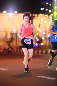 BIB: 4093
                            <button type="button" onclick="openModal(16290773)" class="btn btn-primary btn-sm float-right btn-popup" data-toggle="modal" data-target=".modal-high-quality">
                        <i class="fas fa-shopping-cart"></i> Add to Cart
                    </button>
                                            <button type="button" onclick="isThisMe(16290773, true)" class="btn btn-success btn-sm float-right btn-popup btn-isme hidden" data-toggle="tooltip" data-placement="bottom" title="นี่คือรูปของคุณใช่ไหม คลิกที่นี่เพื่อเอาเข้าอัลบั้ม">
                        <i class="fas fa-plus"></i> Add to album
                    </button>
                    <button type="button" onclick="isThisMe(16290773, false)" class="btn btn-warning btn-sm float-right btn-popup btn-isnotme hidden">
                        <i class="fas fa-ban"></i> Remove from album
                    </button>