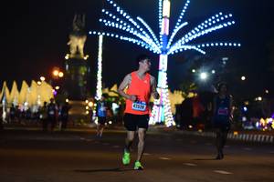 BIB: 42520
                            <button type="button" onclick="openModal(17503291)" class="btn btn-primary btn-sm float-right btn-popup" data-toggle="modal" data-target=".modal-high-quality">
                        <i class="fas fa-shopping-cart"></i> Add to Cart
                    </button>
                                            <button type="button" onclick="isThisMe(17503291, true)" class="btn btn-success btn-sm float-right btn-popup btn-isme hidden" data-toggle="tooltip" data-placement="bottom" title="นี่คือรูปของคุณใช่ไหม คลิกที่นี่เพื่อเอาเข้าอัลบั้ม">
                        <i class="fas fa-plus"></i> Add to album
                    </button>
                    <button type="button" onclick="isThisMe(17503291, false)" class="btn btn-warning btn-sm float-right btn-popup btn-isnotme hidden">
                        <i class="fas fa-ban"></i> Remove from album
                    </button>