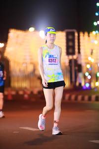 BIB: 4242
                            <button type="button" onclick="openModal(17295277)" class="btn btn-primary btn-sm float-right btn-popup" data-toggle="modal" data-target=".modal-high-quality">
                        <i class="fas fa-shopping-cart"></i> Add to Cart
                    </button>
                                            <button type="button" onclick="isThisMe(17295277, true)" class="btn btn-success btn-sm float-right btn-popup btn-isme hidden" data-toggle="tooltip" data-placement="bottom" title="นี่คือรูปของคุณใช่ไหม คลิกที่นี่เพื่อเอาเข้าอัลบั้ม">
                        <i class="fas fa-plus"></i> Add to album
                    </button>
                    <button type="button" onclick="isThisMe(17295277, false)" class="btn btn-warning btn-sm float-right btn-popup btn-isnotme hidden">
                        <i class="fas fa-ban"></i> Remove from album
                    </button>