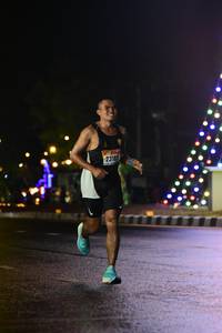 BIB: 23185
                            <button type="button" onclick="openModal(17315625)" class="btn btn-primary btn-sm float-right btn-popup" data-toggle="modal" data-target=".modal-high-quality">
                        <i class="fas fa-shopping-cart"></i> Add to Cart
                    </button>
                                            <button type="button" onclick="isThisMe(17315625, true)" class="btn btn-success btn-sm float-right btn-popup btn-isme hidden" data-toggle="tooltip" data-placement="bottom" title="นี่คือรูปของคุณใช่ไหม คลิกที่นี่เพื่อเอาเข้าอัลบั้ม">
                        <i class="fas fa-plus"></i> Add to album
                    </button>
                    <button type="button" onclick="isThisMe(17315625, false)" class="btn btn-warning btn-sm float-right btn-popup btn-isnotme hidden">
                        <i class="fas fa-ban"></i> Remove from album
                    </button>