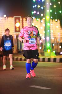 BIB: 64416, 424
                            <button type="button" onclick="openModal(17295375)" class="btn btn-primary btn-sm float-right btn-popup" data-toggle="modal" data-target=".modal-high-quality">
                        <i class="fas fa-shopping-cart"></i> Add to Cart
                    </button>
                                            <button type="button" onclick="isThisMe(17295375, true)" class="btn btn-success btn-sm float-right btn-popup btn-isme hidden" data-toggle="tooltip" data-placement="bottom" title="นี่คือรูปของคุณใช่ไหม คลิกที่นี่เพื่อเอาเข้าอัลบั้ม">
                        <i class="fas fa-plus"></i> Add to album
                    </button>
                    <button type="button" onclick="isThisMe(17295375, false)" class="btn btn-warning btn-sm float-right btn-popup btn-isnotme hidden">
                        <i class="fas fa-ban"></i> Remove from album
                    </button>