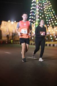 BIB: 123
                            <button type="button" onclick="openModal(17351498)" class="btn btn-primary btn-sm float-right btn-popup" data-toggle="modal" data-target=".modal-high-quality">
                        <i class="fas fa-shopping-cart"></i> Add to Cart
                    </button>
                                            <button type="button" onclick="isThisMe(17351498, true)" class="btn btn-success btn-sm float-right btn-popup btn-isme hidden" data-toggle="tooltip" data-placement="bottom" title="นี่คือรูปของคุณใช่ไหม คลิกที่นี่เพื่อเอาเข้าอัลบั้ม">
                        <i class="fas fa-plus"></i> Add to album
                    </button>
                    <button type="button" onclick="isThisMe(17351498, false)" class="btn btn-warning btn-sm float-right btn-popup btn-isnotme hidden">
                        <i class="fas fa-ban"></i> Remove from album
                    </button>