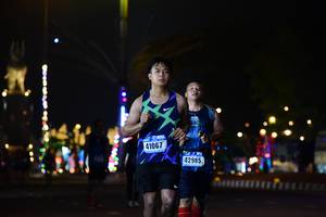 BIB: 41067, 42985
                            <button type="button" onclick="openModal(17484064)" class="btn btn-primary btn-sm float-right btn-popup" data-toggle="modal" data-target=".modal-high-quality">
                        <i class="fas fa-shopping-cart"></i> Add to Cart
                    </button>
                                            <button type="button" onclick="isThisMe(17484064, true)" class="btn btn-success btn-sm float-right btn-popup btn-isme hidden" data-toggle="tooltip" data-placement="bottom" title="นี่คือรูปของคุณใช่ไหม คลิกที่นี่เพื่อเอาเข้าอัลบั้ม">
                        <i class="fas fa-plus"></i> Add to album
                    </button>
                    <button type="button" onclick="isThisMe(17484064, false)" class="btn btn-warning btn-sm float-right btn-popup btn-isnotme hidden">
                        <i class="fas fa-ban"></i> Remove from album
                    </button>