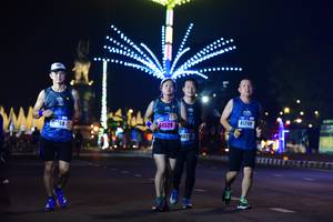 BIB: 41749, 44529, 402
                            <button type="button" onclick="openModal(17504834)" class="btn btn-primary btn-sm float-right btn-popup" data-toggle="modal" data-target=".modal-high-quality">
                        <i class="fas fa-shopping-cart"></i> Add to Cart
                    </button>
                                            <button type="button" onclick="isThisMe(17504834, true)" class="btn btn-success btn-sm float-right btn-popup btn-isme hidden" data-toggle="tooltip" data-placement="bottom" title="นี่คือรูปของคุณใช่ไหม คลิกที่นี่เพื่อเอาเข้าอัลบั้ม">
                        <i class="fas fa-plus"></i> Add to album
                    </button>
                    <button type="button" onclick="isThisMe(17504834, false)" class="btn btn-warning btn-sm float-right btn-popup btn-isnotme hidden">
                        <i class="fas fa-ban"></i> Remove from album
                    </button>
