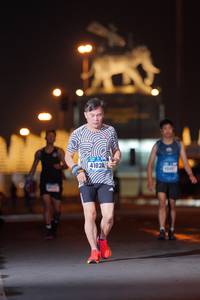 BIB: 410
                            <button type="button" onclick="openModal(16126183)" class="btn btn-primary btn-sm float-right btn-popup" data-toggle="modal" data-target=".modal-high-quality">
                        <i class="fas fa-shopping-cart"></i> Add to Cart
                    </button>
                                            <button type="button" onclick="isThisMe(16126183, true)" class="btn btn-success btn-sm float-right btn-popup btn-isme hidden" data-toggle="tooltip" data-placement="bottom" title="นี่คือรูปของคุณใช่ไหม คลิกที่นี่เพื่อเอาเข้าอัลบั้ม">
                        <i class="fas fa-plus"></i> Add to album
                    </button>
                    <button type="button" onclick="isThisMe(16126183, false)" class="btn btn-warning btn-sm float-right btn-popup btn-isnotme hidden">
                        <i class="fas fa-ban"></i> Remove from album
                    </button>