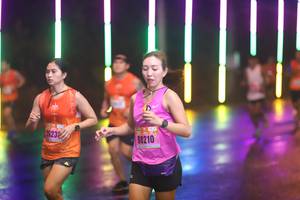BIB: 2523, 88210
                            <button type="button" onclick="openModal(16082164)" class="btn btn-primary btn-sm float-right btn-popup" data-toggle="modal" data-target=".modal-high-quality">
                        <i class="fas fa-shopping-cart"></i> Add to Cart
                    </button>
                                            <button type="button" onclick="isThisMe(16082164, true)" class="btn btn-success btn-sm float-right btn-popup btn-isme hidden" data-toggle="tooltip" data-placement="bottom" title="นี่คือรูปของคุณใช่ไหม คลิกที่นี่เพื่อเอาเข้าอัลบั้ม">
                        <i class="fas fa-plus"></i> Add to album
                    </button>
                    <button type="button" onclick="isThisMe(16082164, false)" class="btn btn-warning btn-sm float-right btn-popup btn-isnotme hidden">
                        <i class="fas fa-ban"></i> Remove from album
                    </button>