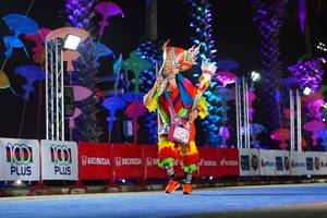 BIB: 100
                            <button type="button" onclick="openModal(17174393)" class="btn btn-primary btn-sm float-right btn-popup" data-toggle="modal" data-target=".modal-high-quality">
                        <i class="fas fa-shopping-cart"></i> Add to Cart
                    </button>
                                            <button type="button" onclick="isThisMe(17174393, true)" class="btn btn-success btn-sm float-right btn-popup btn-isme hidden" data-toggle="tooltip" data-placement="bottom" title="นี่คือรูปของคุณใช่ไหม คลิกที่นี่เพื่อเอาเข้าอัลบั้ม">
                        <i class="fas fa-plus"></i> Add to album
                    </button>
                    <button type="button" onclick="isThisMe(17174393, false)" class="btn btn-warning btn-sm float-right btn-popup btn-isnotme hidden">
                        <i class="fas fa-ban"></i> Remove from album
                    </button>