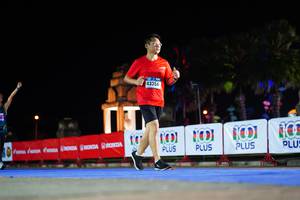 BIB: 43354
                            <button type="button" onclick="openModal(17167948)" class="btn btn-primary btn-sm float-right btn-popup" data-toggle="modal" data-target=".modal-high-quality">
                        <i class="fas fa-shopping-cart"></i> Add to Cart
                    </button>
                                            <button type="button" onclick="isThisMe(17167948, true)" class="btn btn-success btn-sm float-right btn-popup btn-isme hidden" data-toggle="tooltip" data-placement="bottom" title="นี่คือรูปของคุณใช่ไหม คลิกที่นี่เพื่อเอาเข้าอัลบั้ม">
                        <i class="fas fa-plus"></i> Add to album
                    </button>
                    <button type="button" onclick="isThisMe(17167948, false)" class="btn btn-warning btn-sm float-right btn-popup btn-isnotme hidden">
                        <i class="fas fa-ban"></i> Remove from album
                    </button>