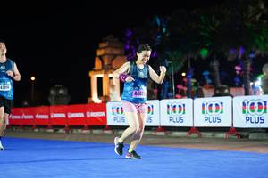 BIB: 43096, 440
                            <button type="button" onclick="openModal(17173124)" class="btn btn-primary btn-sm float-right btn-popup" data-toggle="modal" data-target=".modal-high-quality">
                        <i class="fas fa-shopping-cart"></i> Add to Cart
                    </button>
                                            <button type="button" onclick="isThisMe(17173124, true)" class="btn btn-success btn-sm float-right btn-popup btn-isme hidden" data-toggle="tooltip" data-placement="bottom" title="นี่คือรูปของคุณใช่ไหม คลิกที่นี่เพื่อเอาเข้าอัลบั้ม">
                        <i class="fas fa-plus"></i> Add to album
                    </button>
                    <button type="button" onclick="isThisMe(17173124, false)" class="btn btn-warning btn-sm float-right btn-popup btn-isnotme hidden">
                        <i class="fas fa-ban"></i> Remove from album
                    </button>