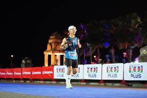 BIB: 40402
                            <button type="button" onclick="openModal(17172164)" class="btn btn-primary btn-sm float-right btn-popup" data-toggle="modal" data-target=".modal-high-quality">
                        <i class="fas fa-shopping-cart"></i> Add to Cart
                    </button>
                                            <button type="button" onclick="isThisMe(17172164, true)" class="btn btn-success btn-sm float-right btn-popup btn-isme hidden" data-toggle="tooltip" data-placement="bottom" title="นี่คือรูปของคุณใช่ไหม คลิกที่นี่เพื่อเอาเข้าอัลบั้ม">
                        <i class="fas fa-plus"></i> Add to album
                    </button>
                    <button type="button" onclick="isThisMe(17172164, false)" class="btn btn-warning btn-sm float-right btn-popup btn-isnotme hidden">
                        <i class="fas fa-ban"></i> Remove from album
                    </button>