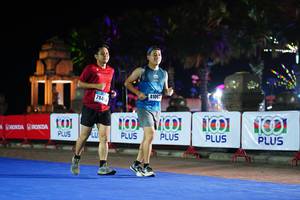 BIB: 4106, 784
                            <button type="button" onclick="openModal(17172530)" class="btn btn-primary btn-sm float-right btn-popup" data-toggle="modal" data-target=".modal-high-quality">
                        <i class="fas fa-shopping-cart"></i> Add to Cart
                    </button>
                                            <button type="button" onclick="isThisMe(17172530, true)" class="btn btn-success btn-sm float-right btn-popup btn-isme hidden" data-toggle="tooltip" data-placement="bottom" title="นี่คือรูปของคุณใช่ไหม คลิกที่นี่เพื่อเอาเข้าอัลบั้ม">
                        <i class="fas fa-plus"></i> Add to album
                    </button>
                    <button type="button" onclick="isThisMe(17172530, false)" class="btn btn-warning btn-sm float-right btn-popup btn-isnotme hidden">
                        <i class="fas fa-ban"></i> Remove from album
                    </button>