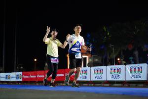 BIB: 407, 44370
                            <button type="button" onclick="openModal(17171567)" class="btn btn-primary btn-sm float-right btn-popup" data-toggle="modal" data-target=".modal-high-quality">
                        <i class="fas fa-shopping-cart"></i> Add to Cart
                    </button>
                                            <button type="button" onclick="isThisMe(17171567, true)" class="btn btn-success btn-sm float-right btn-popup btn-isme hidden" data-toggle="tooltip" data-placement="bottom" title="นี่คือรูปของคุณใช่ไหม คลิกที่นี่เพื่อเอาเข้าอัลบั้ม">
                        <i class="fas fa-plus"></i> Add to album
                    </button>
                    <button type="button" onclick="isThisMe(17171567, false)" class="btn btn-warning btn-sm float-right btn-popup btn-isnotme hidden">
                        <i class="fas fa-ban"></i> Remove from album
                    </button>