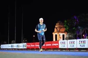 BIB: 4054
                            <button type="button" onclick="openModal(17171782)" class="btn btn-primary btn-sm float-right btn-popup" data-toggle="modal" data-target=".modal-high-quality">
                        <i class="fas fa-shopping-cart"></i> Add to Cart
                    </button>
                                            <button type="button" onclick="isThisMe(17171782, true)" class="btn btn-success btn-sm float-right btn-popup btn-isme hidden" data-toggle="tooltip" data-placement="bottom" title="นี่คือรูปของคุณใช่ไหม คลิกที่นี่เพื่อเอาเข้าอัลบั้ม">
                        <i class="fas fa-plus"></i> Add to album
                    </button>
                    <button type="button" onclick="isThisMe(17171782, false)" class="btn btn-warning btn-sm float-right btn-popup btn-isnotme hidden">
                        <i class="fas fa-ban"></i> Remove from album
                    </button>