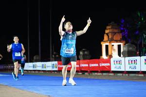 BIB: 42829, 4286
                            <button type="button" onclick="openModal(17172837)" class="btn btn-primary btn-sm float-right btn-popup" data-toggle="modal" data-target=".modal-high-quality">
                        <i class="fas fa-shopping-cart"></i> Add to Cart
                    </button>
                                            <button type="button" onclick="isThisMe(17172837, true)" class="btn btn-success btn-sm float-right btn-popup btn-isme hidden" data-toggle="tooltip" data-placement="bottom" title="นี่คือรูปของคุณใช่ไหม คลิกที่นี่เพื่อเอาเข้าอัลบั้ม">
                        <i class="fas fa-plus"></i> Add to album
                    </button>
                    <button type="button" onclick="isThisMe(17172837, false)" class="btn btn-warning btn-sm float-right btn-popup btn-isnotme hidden">
                        <i class="fas fa-ban"></i> Remove from album
                    </button>