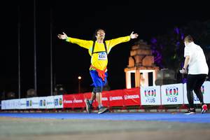 BIB: 4334
                            <button type="button" onclick="openModal(17167999)" class="btn btn-primary btn-sm float-right btn-popup" data-toggle="modal" data-target=".modal-high-quality">
                        <i class="fas fa-shopping-cart"></i> Add to Cart
                    </button>
                                            <button type="button" onclick="isThisMe(17167999, true)" class="btn btn-success btn-sm float-right btn-popup btn-isme hidden" data-toggle="tooltip" data-placement="bottom" title="นี่คือรูปของคุณใช่ไหม คลิกที่นี่เพื่อเอาเข้าอัลบั้ม">
                        <i class="fas fa-plus"></i> Add to album
                    </button>
                    <button type="button" onclick="isThisMe(17167999, false)" class="btn btn-warning btn-sm float-right btn-popup btn-isnotme hidden">
                        <i class="fas fa-ban"></i> Remove from album
                    </button>