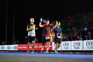 BIB: 932, 42212
                            <button type="button" onclick="openModal(17170177)" class="btn btn-primary btn-sm float-right btn-popup" data-toggle="modal" data-target=".modal-high-quality">
                        <i class="fas fa-shopping-cart"></i> Add to Cart
                    </button>
                                            <button type="button" onclick="isThisMe(17170177, true)" class="btn btn-success btn-sm float-right btn-popup btn-isme hidden" data-toggle="tooltip" data-placement="bottom" title="นี่คือรูปของคุณใช่ไหม คลิกที่นี่เพื่อเอาเข้าอัลบั้ม">
                        <i class="fas fa-plus"></i> Add to album
                    </button>
                    <button type="button" onclick="isThisMe(17170177, false)" class="btn btn-warning btn-sm float-right btn-popup btn-isnotme hidden">
                        <i class="fas fa-ban"></i> Remove from album
                    </button>