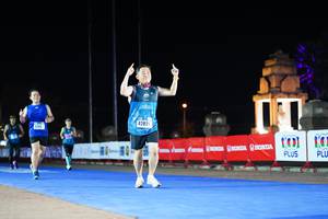 BIB: 42825
                            <button type="button" onclick="openModal(17172835)" class="btn btn-primary btn-sm float-right btn-popup" data-toggle="modal" data-target=".modal-high-quality">
                        <i class="fas fa-shopping-cart"></i> Add to Cart
                    </button>
                                            <button type="button" onclick="isThisMe(17172835, true)" class="btn btn-success btn-sm float-right btn-popup btn-isme hidden" data-toggle="tooltip" data-placement="bottom" title="นี่คือรูปของคุณใช่ไหม คลิกที่นี่เพื่อเอาเข้าอัลบั้ม">
                        <i class="fas fa-plus"></i> Add to album
                    </button>
                    <button type="button" onclick="isThisMe(17172835, false)" class="btn btn-warning btn-sm float-right btn-popup btn-isnotme hidden">
                        <i class="fas fa-ban"></i> Remove from album
                    </button>