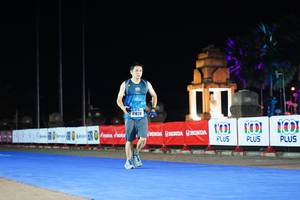 BIB: 41820
                            <button type="button" onclick="openModal(17172408)" class="btn btn-primary btn-sm float-right btn-popup" data-toggle="modal" data-target=".modal-high-quality">
                        <i class="fas fa-shopping-cart"></i> Add to Cart
                    </button>
                                            <button type="button" onclick="isThisMe(17172408, true)" class="btn btn-success btn-sm float-right btn-popup btn-isme hidden" data-toggle="tooltip" data-placement="bottom" title="นี่คือรูปของคุณใช่ไหม คลิกที่นี่เพื่อเอาเข้าอัลบั้ม">
                        <i class="fas fa-plus"></i> Add to album
                    </button>
                    <button type="button" onclick="isThisMe(17172408, false)" class="btn btn-warning btn-sm float-right btn-popup btn-isnotme hidden">
                        <i class="fas fa-ban"></i> Remove from album
                    </button>