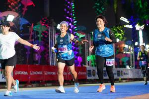 BIB: 44673, 4474
                            <button type="button" onclick="openModal(17175225)" class="btn btn-primary btn-sm float-right btn-popup" data-toggle="modal" data-target=".modal-high-quality">
                        <i class="fas fa-shopping-cart"></i> Add to Cart
                    </button>
                                            <button type="button" onclick="isThisMe(17175225, true)" class="btn btn-success btn-sm float-right btn-popup btn-isme hidden" data-toggle="tooltip" data-placement="bottom" title="นี่คือรูปของคุณใช่ไหม คลิกที่นี่เพื่อเอาเข้าอัลบั้ม">
                        <i class="fas fa-plus"></i> Add to album
                    </button>
                    <button type="button" onclick="isThisMe(17175225, false)" class="btn btn-warning btn-sm float-right btn-popup btn-isnotme hidden">
                        <i class="fas fa-ban"></i> Remove from album
                    </button>