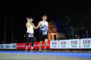 BIB: 40743, 44370
                            <button type="button" onclick="openModal(17171570)" class="btn btn-primary btn-sm float-right btn-popup" data-toggle="modal" data-target=".modal-high-quality">
                        <i class="fas fa-shopping-cart"></i> Add to Cart
                    </button>
                                            <button type="button" onclick="isThisMe(17171570, true)" class="btn btn-success btn-sm float-right btn-popup btn-isme hidden" data-toggle="tooltip" data-placement="bottom" title="นี่คือรูปของคุณใช่ไหม คลิกที่นี่เพื่อเอาเข้าอัลบั้ม">
                        <i class="fas fa-plus"></i> Add to album
                    </button>
                    <button type="button" onclick="isThisMe(17171570, false)" class="btn btn-warning btn-sm float-right btn-popup btn-isnotme hidden">
                        <i class="fas fa-ban"></i> Remove from album
                    </button>