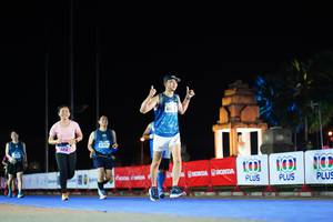 BIB: 4242
                            <button type="button" onclick="openModal(17171934)" class="btn btn-primary btn-sm float-right btn-popup" data-toggle="modal" data-target=".modal-high-quality">
                        <i class="fas fa-shopping-cart"></i> Add to Cart
                    </button>
                                            <button type="button" onclick="isThisMe(17171934, true)" class="btn btn-success btn-sm float-right btn-popup btn-isme hidden" data-toggle="tooltip" data-placement="bottom" title="นี่คือรูปของคุณใช่ไหม คลิกที่นี่เพื่อเอาเข้าอัลบั้ม">
                        <i class="fas fa-plus"></i> Add to album
                    </button>
                    <button type="button" onclick="isThisMe(17171934, false)" class="btn btn-warning btn-sm float-right btn-popup btn-isnotme hidden">
                        <i class="fas fa-ban"></i> Remove from album
                    </button>