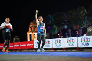 BIB: 4258
                            <button type="button" onclick="openModal(17167939)" class="btn btn-primary btn-sm float-right btn-popup" data-toggle="modal" data-target=".modal-high-quality">
                        <i class="fas fa-shopping-cart"></i> Add to Cart
                    </button>
                                            <button type="button" onclick="isThisMe(17167939, true)" class="btn btn-success btn-sm float-right btn-popup btn-isme hidden" data-toggle="tooltip" data-placement="bottom" title="นี่คือรูปของคุณใช่ไหม คลิกที่นี่เพื่อเอาเข้าอัลบั้ม">
                        <i class="fas fa-plus"></i> Add to album
                    </button>
                    <button type="button" onclick="isThisMe(17167939, false)" class="btn btn-warning btn-sm float-right btn-popup btn-isnotme hidden">
                        <i class="fas fa-ban"></i> Remove from album
                    </button>