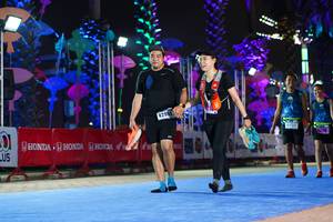 BIB: 42995, 41737
                            <button type="button" onclick="openModal(17175830)" class="btn btn-primary btn-sm float-right btn-popup" data-toggle="modal" data-target=".modal-high-quality">
                        <i class="fas fa-shopping-cart"></i> Add to Cart
                    </button>
                                            <button type="button" onclick="isThisMe(17175830, true)" class="btn btn-success btn-sm float-right btn-popup btn-isme hidden" data-toggle="tooltip" data-placement="bottom" title="นี่คือรูปของคุณใช่ไหม คลิกที่นี่เพื่อเอาเข้าอัลบั้ม">
                        <i class="fas fa-plus"></i> Add to album
                    </button>
                    <button type="button" onclick="isThisMe(17175830, false)" class="btn btn-warning btn-sm float-right btn-popup btn-isnotme hidden">
                        <i class="fas fa-ban"></i> Remove from album
                    </button>