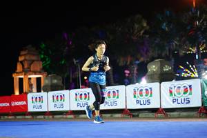 BIB: 442
                            <button type="button" onclick="openModal(17172564)" class="btn btn-primary btn-sm float-right btn-popup" data-toggle="modal" data-target=".modal-high-quality">
                        <i class="fas fa-shopping-cart"></i> Add to Cart
                    </button>
                                            <button type="button" onclick="isThisMe(17172564, true)" class="btn btn-success btn-sm float-right btn-popup btn-isme hidden" data-toggle="tooltip" data-placement="bottom" title="นี่คือรูปของคุณใช่ไหม คลิกที่นี่เพื่อเอาเข้าอัลบั้ม">
                        <i class="fas fa-plus"></i> Add to album
                    </button>
                    <button type="button" onclick="isThisMe(17172564, false)" class="btn btn-warning btn-sm float-right btn-popup btn-isnotme hidden">
                        <i class="fas fa-ban"></i> Remove from album
                    </button>