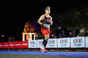 BIB: 4132
                            <button type="button" onclick="openModal(17169181)" class="btn btn-primary btn-sm float-right btn-popup" data-toggle="modal" data-target=".modal-high-quality">
                        <i class="fas fa-shopping-cart"></i> Add to Cart
                    </button>
                                            <button type="button" onclick="isThisMe(17169181, true)" class="btn btn-success btn-sm float-right btn-popup btn-isme hidden" data-toggle="tooltip" data-placement="bottom" title="นี่คือรูปของคุณใช่ไหม คลิกที่นี่เพื่อเอาเข้าอัลบั้ม">
                        <i class="fas fa-plus"></i> Add to album
                    </button>
                    <button type="button" onclick="isThisMe(17169181, false)" class="btn btn-warning btn-sm float-right btn-popup btn-isnotme hidden">
                        <i class="fas fa-ban"></i> Remove from album
                    </button>