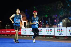 BIB: 41073, 131
                            <button type="button" onclick="openModal(17169763)" class="btn btn-primary btn-sm float-right btn-popup" data-toggle="modal" data-target=".modal-high-quality">
                        <i class="fas fa-shopping-cart"></i> Add to Cart
                    </button>
                                            <button type="button" onclick="isThisMe(17169763, true)" class="btn btn-success btn-sm float-right btn-popup btn-isme hidden" data-toggle="tooltip" data-placement="bottom" title="นี่คือรูปของคุณใช่ไหม คลิกที่นี่เพื่อเอาเข้าอัลบั้ม">
                        <i class="fas fa-plus"></i> Add to album
                    </button>
                    <button type="button" onclick="isThisMe(17169763, false)" class="btn btn-warning btn-sm float-right btn-popup btn-isnotme hidden">
                        <i class="fas fa-ban"></i> Remove from album
                    </button>