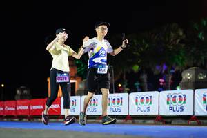 BIB: 4074, 44370, 1001
                            <button type="button" onclick="openModal(17171613)" class="btn btn-primary btn-sm float-right btn-popup" data-toggle="modal" data-target=".modal-high-quality">
                        <i class="fas fa-shopping-cart"></i> Add to Cart
                    </button>
                                            <button type="button" onclick="isThisMe(17171613, true)" class="btn btn-success btn-sm float-right btn-popup btn-isme hidden" data-toggle="tooltip" data-placement="bottom" title="นี่คือรูปของคุณใช่ไหม คลิกที่นี่เพื่อเอาเข้าอัลบั้ม">
                        <i class="fas fa-plus"></i> Add to album
                    </button>
                    <button type="button" onclick="isThisMe(17171613, false)" class="btn btn-warning btn-sm float-right btn-popup btn-isnotme hidden">
                        <i class="fas fa-ban"></i> Remove from album
                    </button>