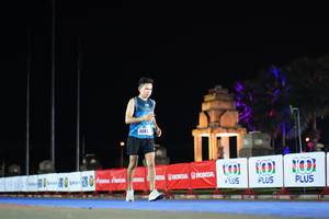 BIB: 408
                            <button type="button" onclick="openModal(17169437)" class="btn btn-primary btn-sm float-right btn-popup" data-toggle="modal" data-target=".modal-high-quality">
                        <i class="fas fa-shopping-cart"></i> Add to Cart
                    </button>
                                            <button type="button" onclick="isThisMe(17169437, true)" class="btn btn-success btn-sm float-right btn-popup btn-isme hidden" data-toggle="tooltip" data-placement="bottom" title="นี่คือรูปของคุณใช่ไหม คลิกที่นี่เพื่อเอาเข้าอัลบั้ม">
                        <i class="fas fa-plus"></i> Add to album
                    </button>
                    <button type="button" onclick="isThisMe(17169437, false)" class="btn btn-warning btn-sm float-right btn-popup btn-isnotme hidden">
                        <i class="fas fa-ban"></i> Remove from album
                    </button>