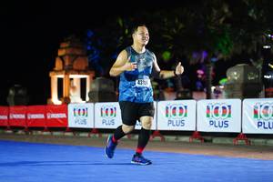 BIB: 4315
                            <button type="button" onclick="openModal(17172328)" class="btn btn-primary btn-sm float-right btn-popup" data-toggle="modal" data-target=".modal-high-quality">
                        <i class="fas fa-shopping-cart"></i> Add to Cart
                    </button>
                                            <button type="button" onclick="isThisMe(17172328, true)" class="btn btn-success btn-sm float-right btn-popup btn-isme hidden" data-toggle="tooltip" data-placement="bottom" title="นี่คือรูปของคุณใช่ไหม คลิกที่นี่เพื่อเอาเข้าอัลบั้ม">
                        <i class="fas fa-plus"></i> Add to album
                    </button>
                    <button type="button" onclick="isThisMe(17172328, false)" class="btn btn-warning btn-sm float-right btn-popup btn-isnotme hidden">
                        <i class="fas fa-ban"></i> Remove from album
                    </button>