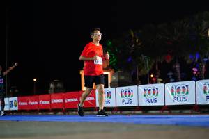 BIB: 433, 
                            <button type="button" onclick="openModal(17167841)" class="btn btn-primary btn-sm float-right btn-popup" data-toggle="modal" data-target=".modal-high-quality">
                        <i class="fas fa-shopping-cart"></i> Add to Cart
                    </button>
                                            <button type="button" onclick="isThisMe(17167841, true)" class="btn btn-success btn-sm float-right btn-popup btn-isme hidden" data-toggle="tooltip" data-placement="bottom" title="นี่คือรูปของคุณใช่ไหม คลิกที่นี่เพื่อเอาเข้าอัลบั้ม">
                        <i class="fas fa-plus"></i> Add to album
                    </button>
                    <button type="button" onclick="isThisMe(17167841, false)" class="btn btn-warning btn-sm float-right btn-popup btn-isnotme hidden">
                        <i class="fas fa-ban"></i> Remove from album
                    </button>