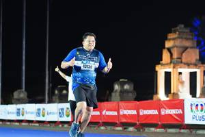 BIB: 43130
                            <button type="button" onclick="openModal(17176496)" class="btn btn-primary btn-sm float-right btn-popup" data-toggle="modal" data-target=".modal-high-quality">
                        <i class="fas fa-shopping-cart"></i> Add to Cart
                    </button>
                                            <button type="button" onclick="isThisMe(17176496, true)" class="btn btn-success btn-sm float-right btn-popup btn-isme hidden" data-toggle="tooltip" data-placement="bottom" title="นี่คือรูปของคุณใช่ไหม คลิกที่นี่เพื่อเอาเข้าอัลบั้ม">
                        <i class="fas fa-plus"></i> Add to album
                    </button>
                    <button type="button" onclick="isThisMe(17176496, false)" class="btn btn-warning btn-sm float-right btn-popup btn-isnotme hidden">
                        <i class="fas fa-ban"></i> Remove from album
                    </button>