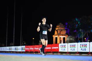 BIB: 4321
                            <button type="button" onclick="openModal(17170378)" class="btn btn-primary btn-sm float-right btn-popup" data-toggle="modal" data-target=".modal-high-quality">
                        <i class="fas fa-shopping-cart"></i> Add to Cart
                    </button>
                                            <button type="button" onclick="isThisMe(17170378, true)" class="btn btn-success btn-sm float-right btn-popup btn-isme hidden" data-toggle="tooltip" data-placement="bottom" title="นี่คือรูปของคุณใช่ไหม คลิกที่นี่เพื่อเอาเข้าอัลบั้ม">
                        <i class="fas fa-plus"></i> Add to album
                    </button>
                    <button type="button" onclick="isThisMe(17170378, false)" class="btn btn-warning btn-sm float-right btn-popup btn-isnotme hidden">
                        <i class="fas fa-ban"></i> Remove from album
                    </button>